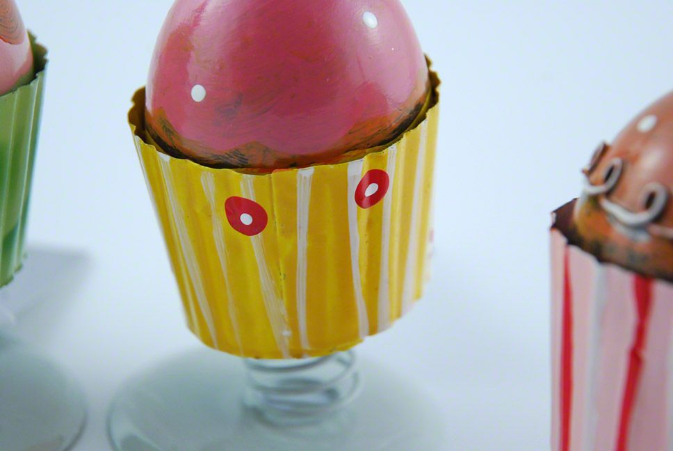 Gisela Graham Cupcake Wobbler