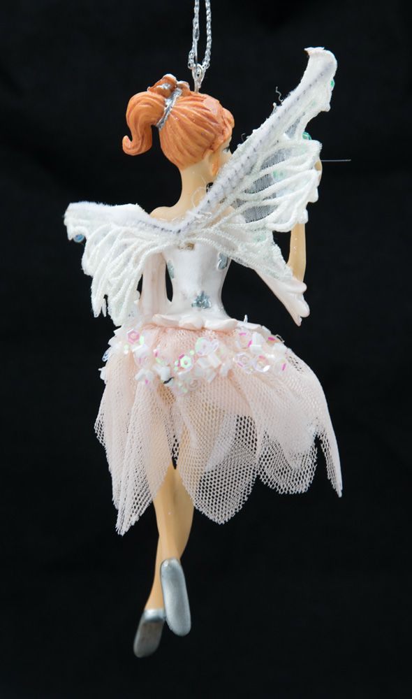 Ballerina mit Vogel Schmetterling