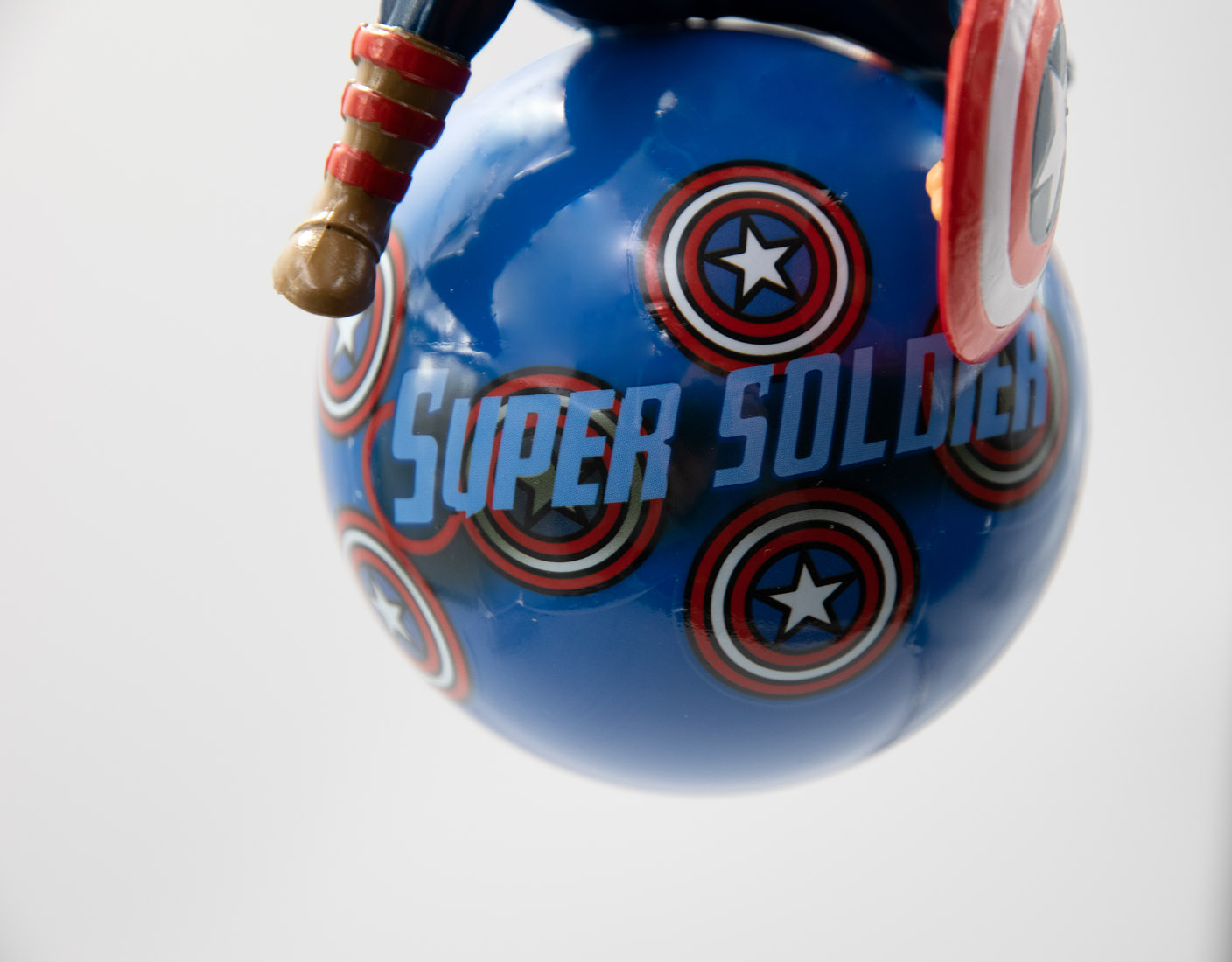 Kurt S. Adler Captain America Marvel Kugel Chistbaumschmuck 