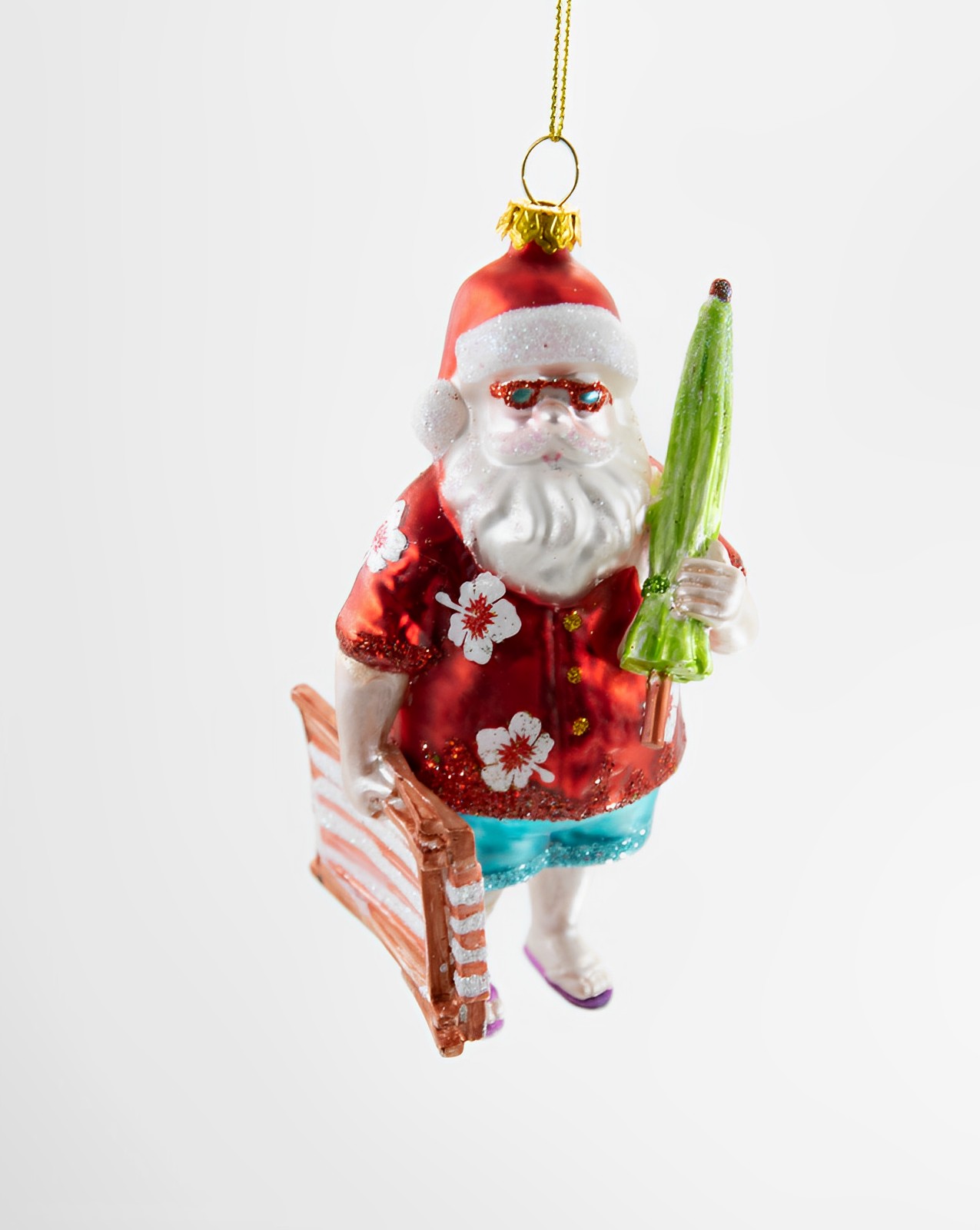 Santa mit Liegestuhl Weihnachtsschmuck  