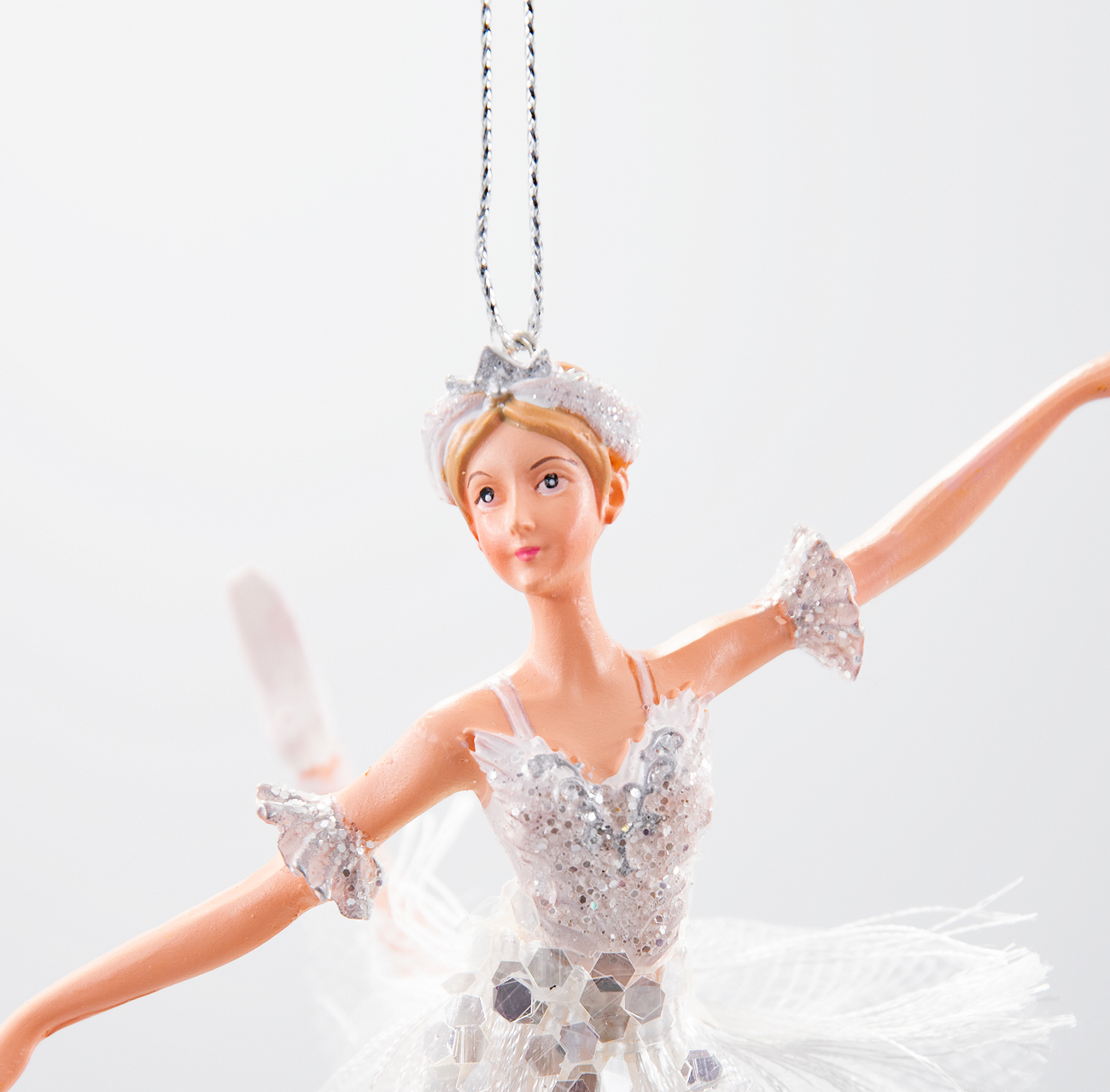 Good Will Fringe Ballerina Christbaumschmuck