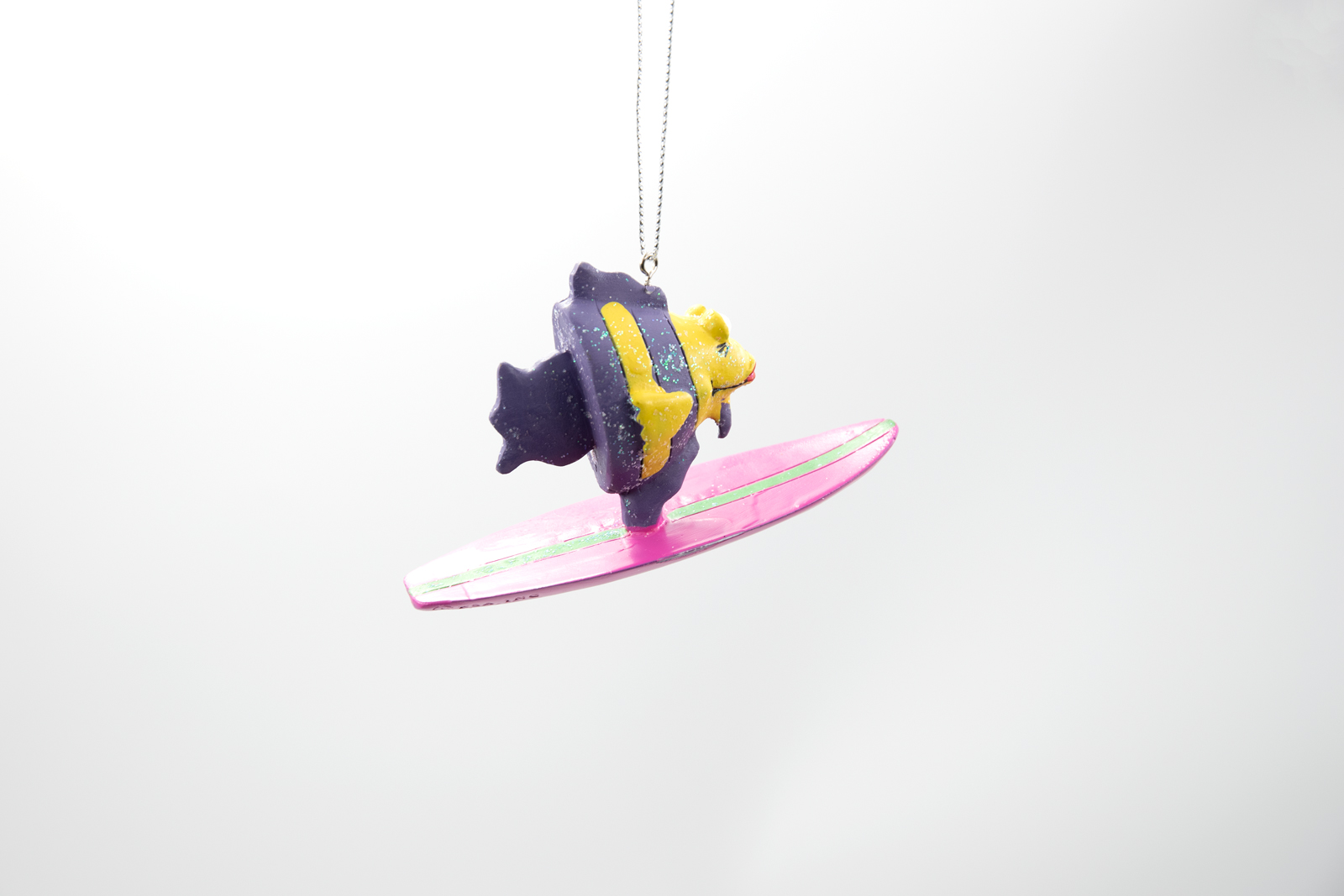 Fisch auf Surfbrett Christbaumschmuck