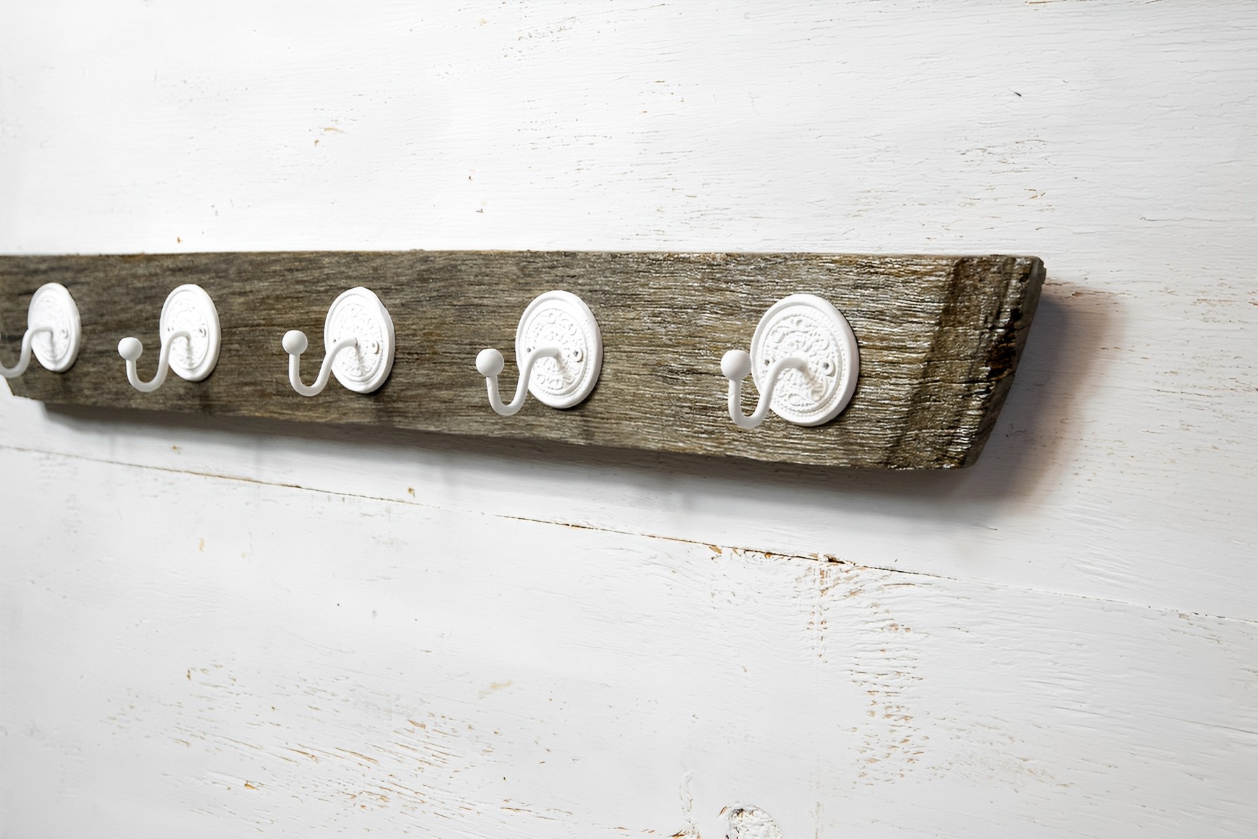 Garderobe Hakenleiste Rustikal Vintage Antik 5 Haken weiß Garderobe Hakenleiste Rustikal Vintage Antik 5 Haken weiß