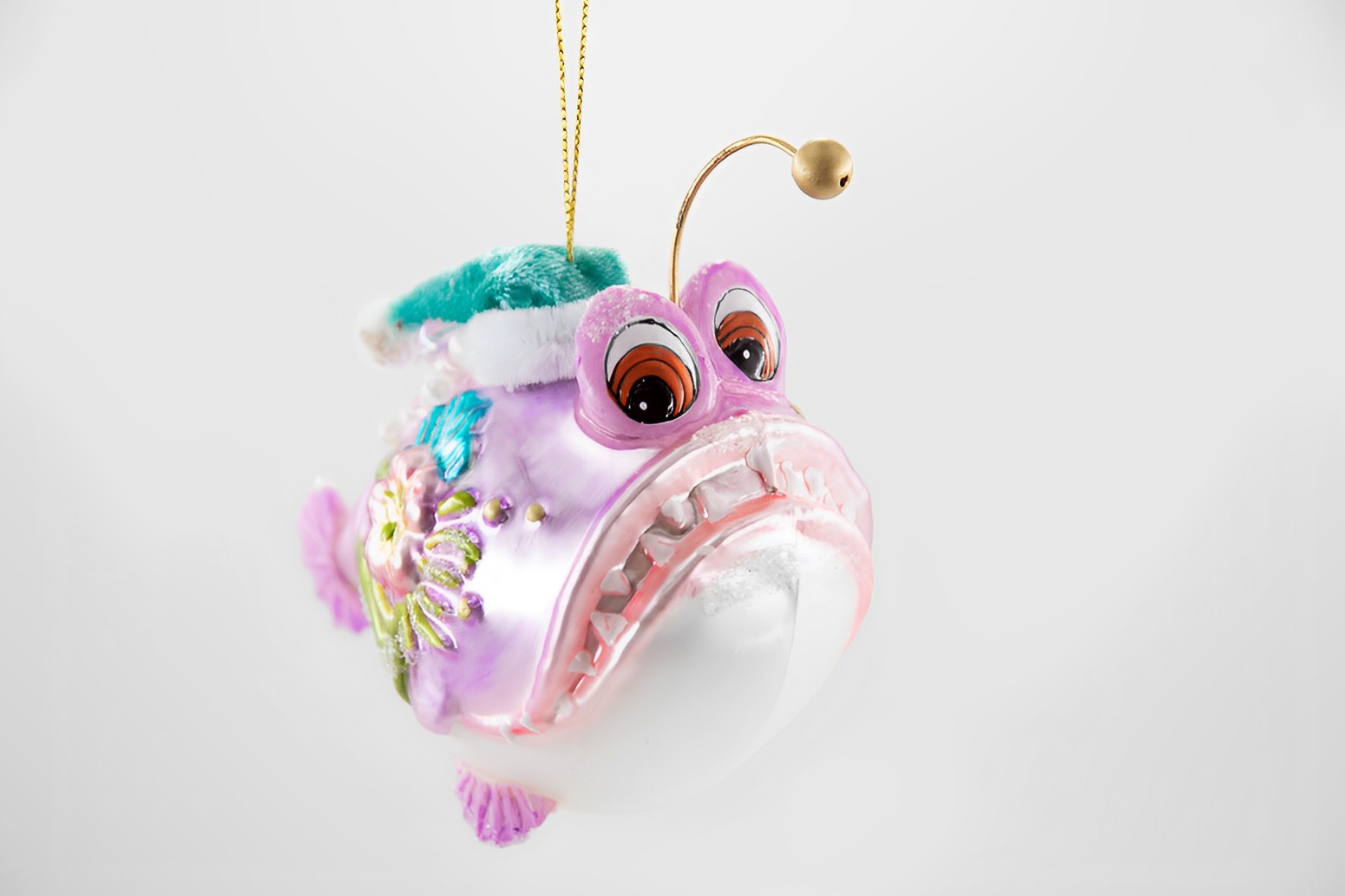 Weihnachtsschmuck Hänger Piranha Lampenfisch mit Weihnachtsmütze