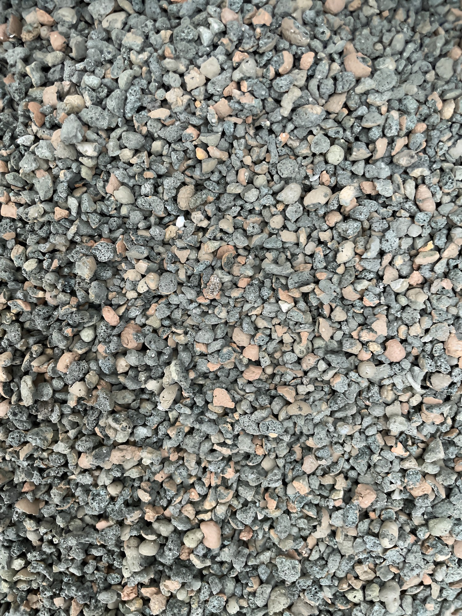 Aufgebrochener Blähton  1-5 mm 1 kg
