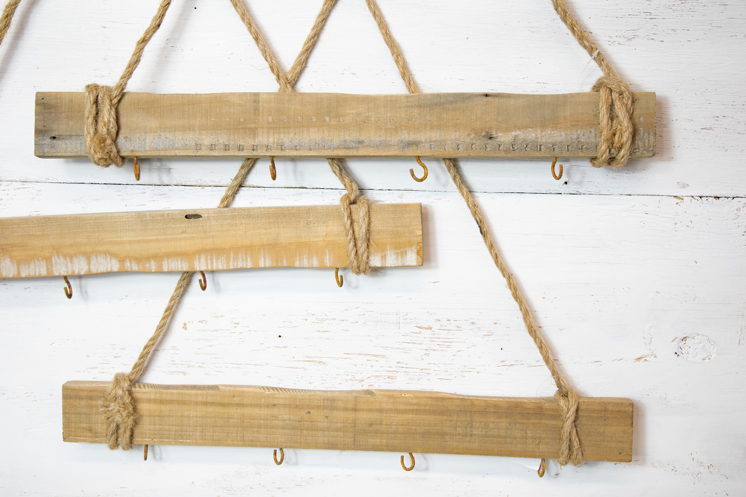 Hakenleiste mit vier Haken Garderobe Holz braun Landhausstil
