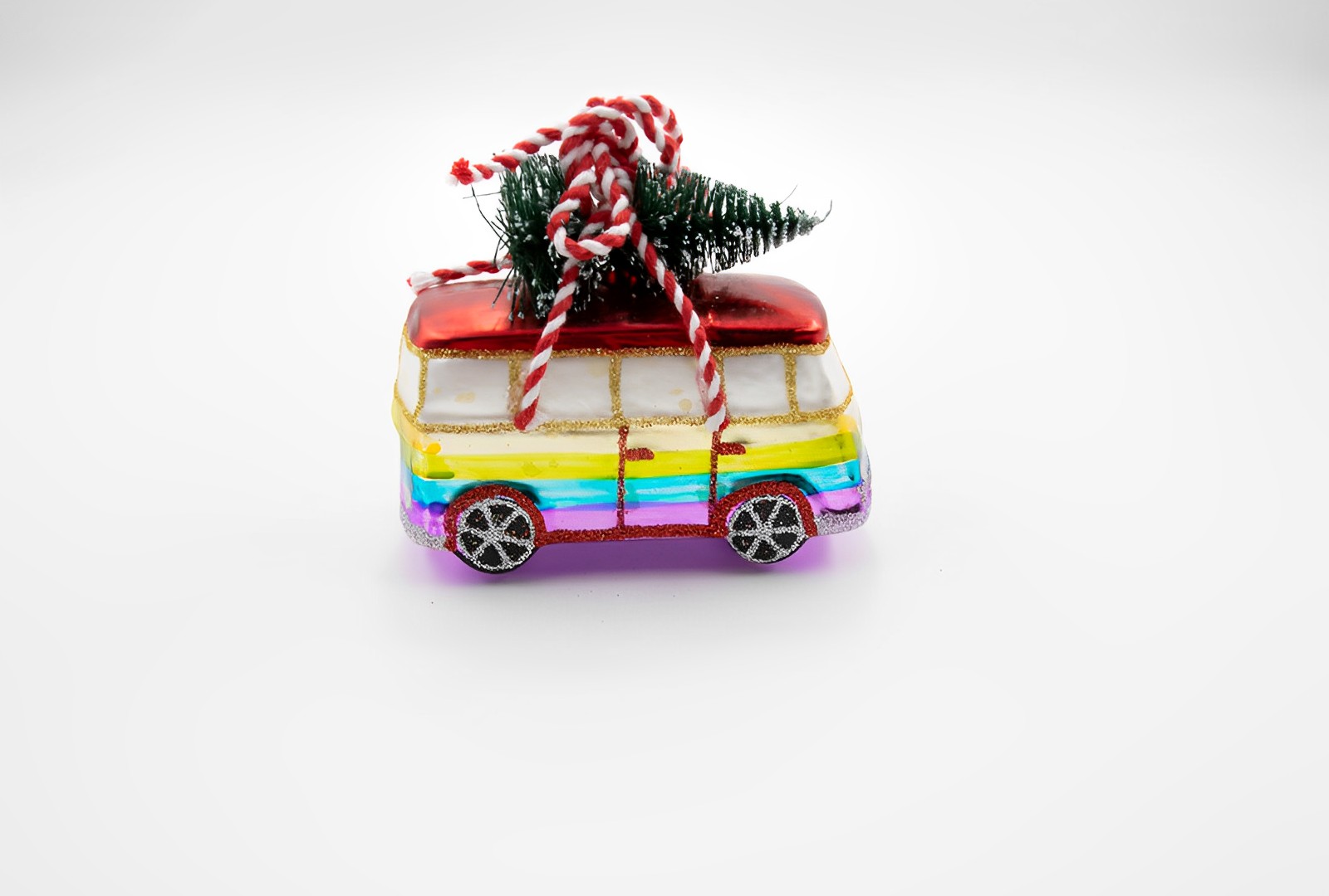 Sass & Belle Rainbow Camper Weihnachtsschmuck   